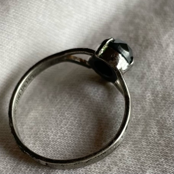 Vintage .925 and Pyrite Prong Ring - Picture 4 of 8